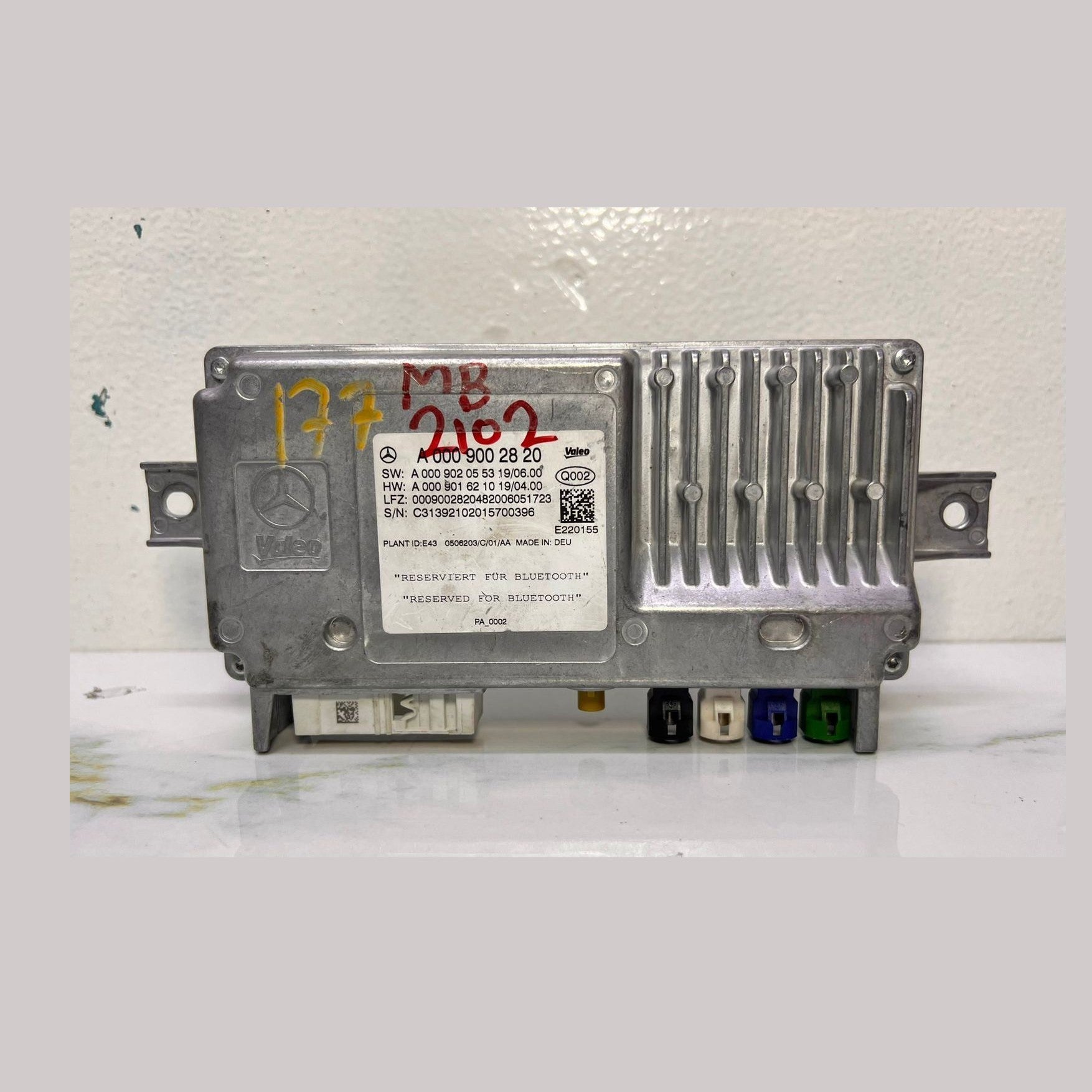 Mercedes-Benz Parking Aid Control Module A 000 900 28 20 GL350