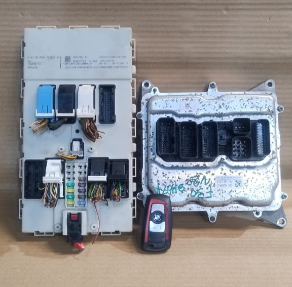 BMW OEM N20 F20 F21 F30 F31 F32 F10 ECU ENGINE CONTROL UNIT KIT  +KEY- 8617551