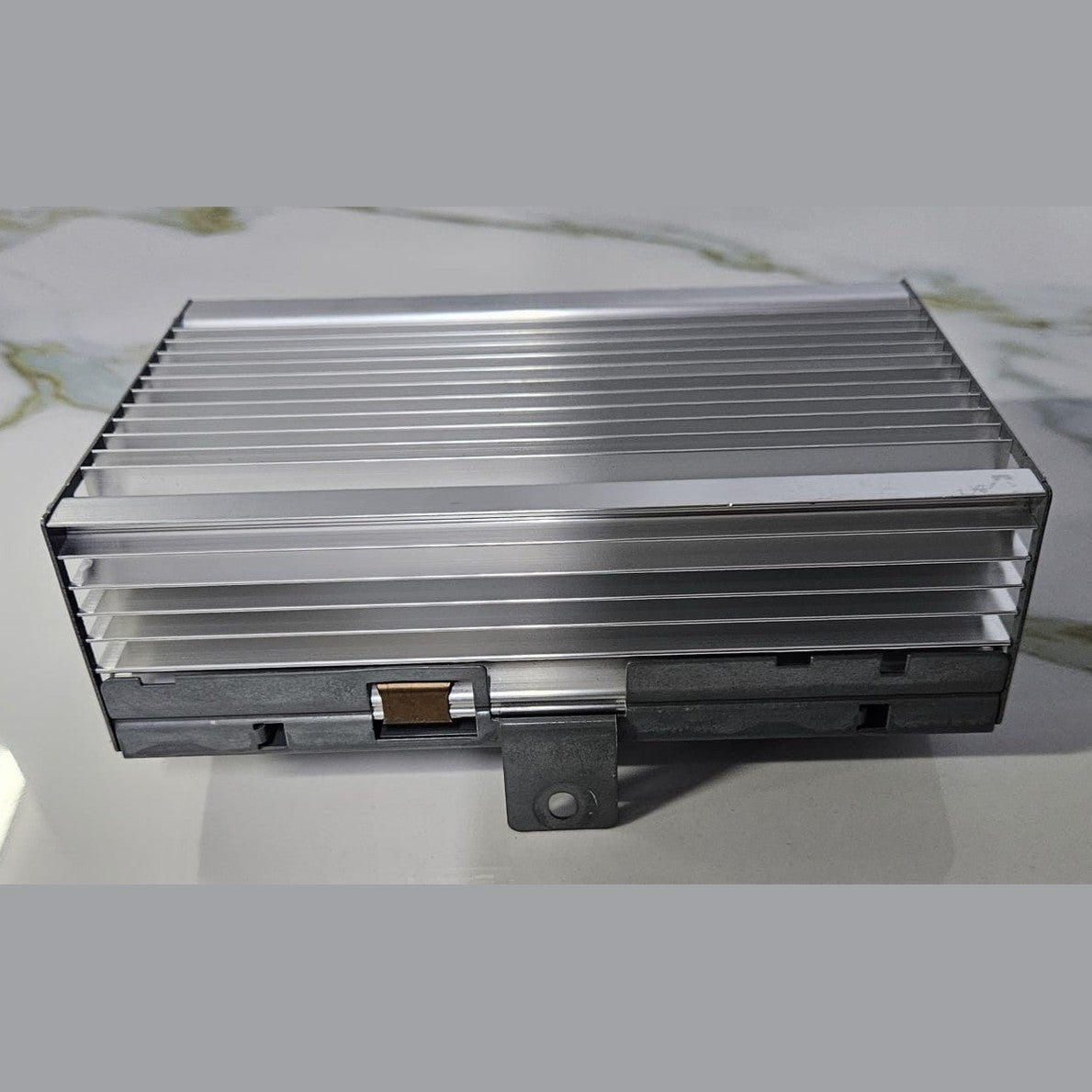 OEM BMW 7 Series F01 F02 F10 Hifi System Amplifier Harman Becker 9312590