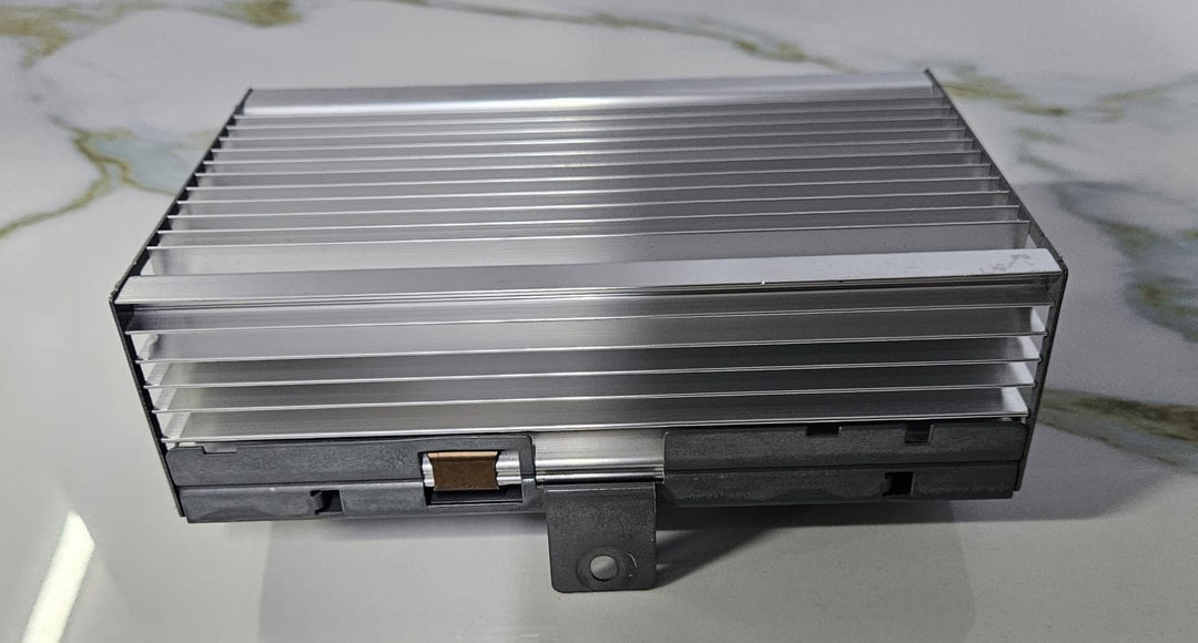 OEM BMW 7 Series F01 F02 F10 Hifi System Amplifier Harman Becker 9312590