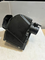 Bild in die Galerieansicht laden, 2008 BMW X3 E83 3.0L  Air INTAKE Filter Housing BOX 3415441 OEM