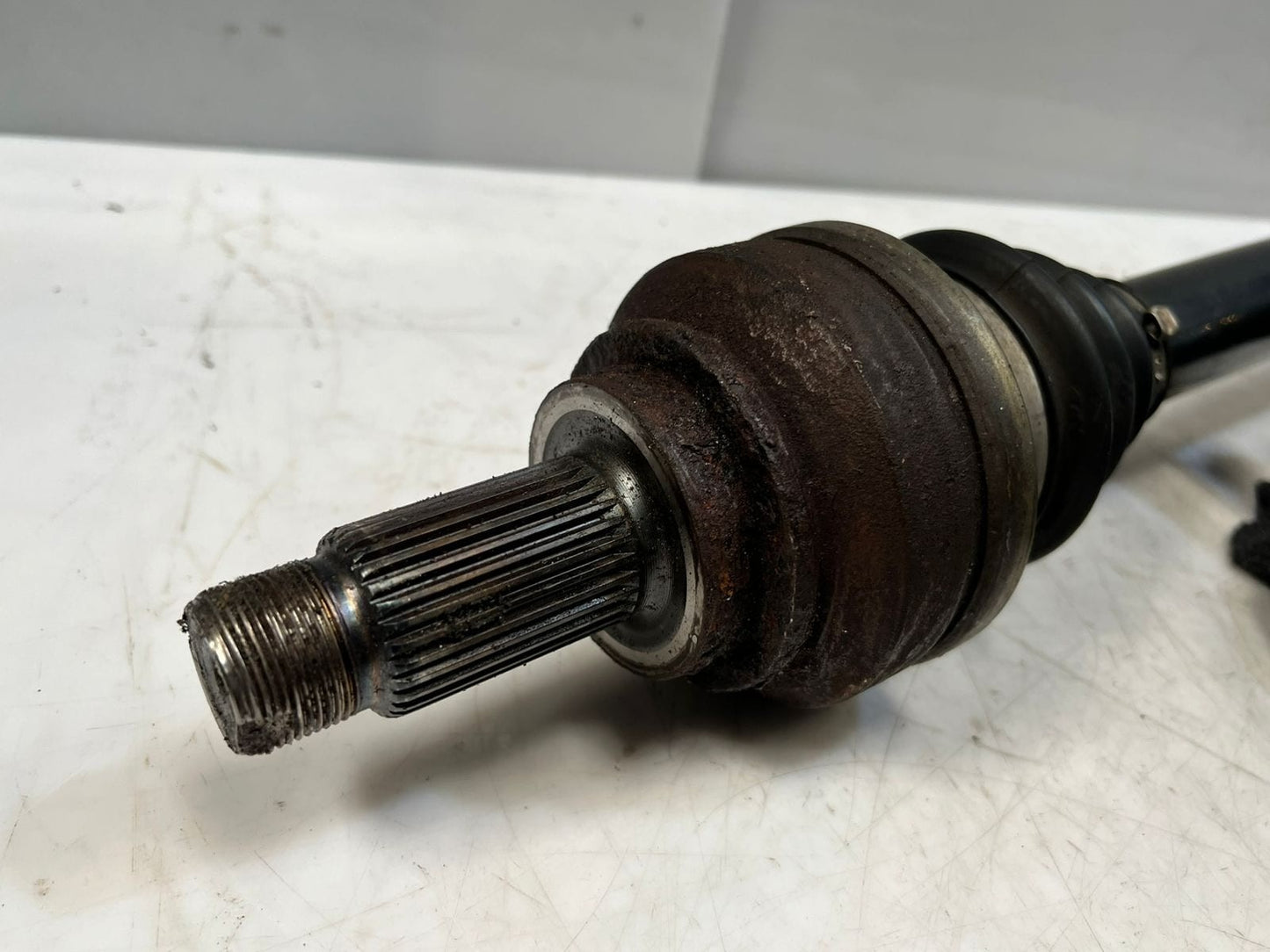 2007-2011 BMW 335i E90 E91 E92 E93 N54 330I Rear Right Drive Shaft 7566624 OEM