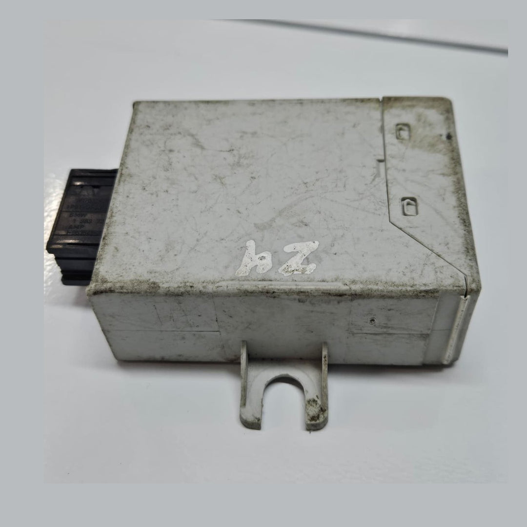 03-07 BMW Z4 E85 E86 Power Folding Mirror Control Module 6915061