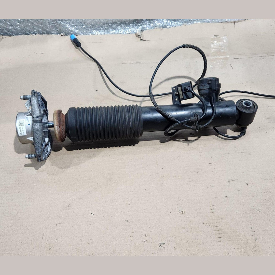 2014-2018 BMW X5 Rear Shock Absorber 6867867 X5 F15 and X6 F16