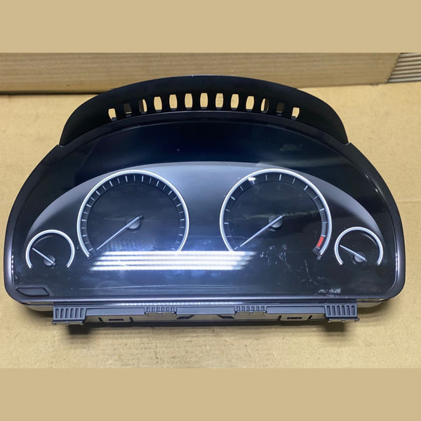 BMW F10 Speedometer Instrument Cluster 6802324 Bosch OEM