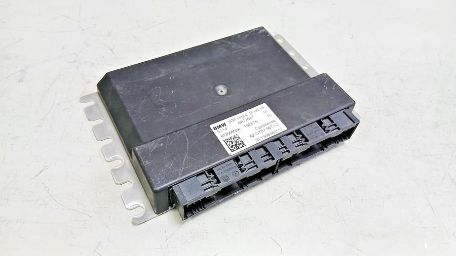 BMW 7 G11 G12 2018 ECU Level Control Air Suspension 6877647