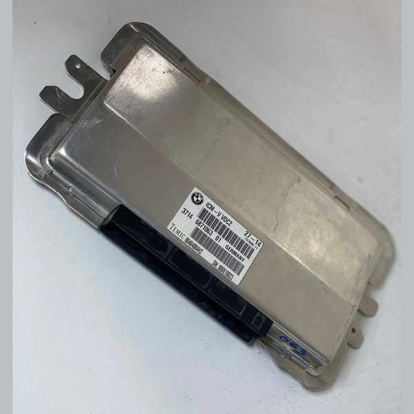 2012-2018 BMW F10, F11, and 7-Series SUSPENSION CONTROL MODULE 6871063 OEM