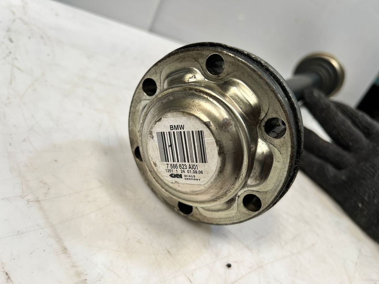 2007-11 BMW 335i 3' E90 E91 E92 E93 330I Rear DRIVE Axle Shaft LEFT 7566623 OEM