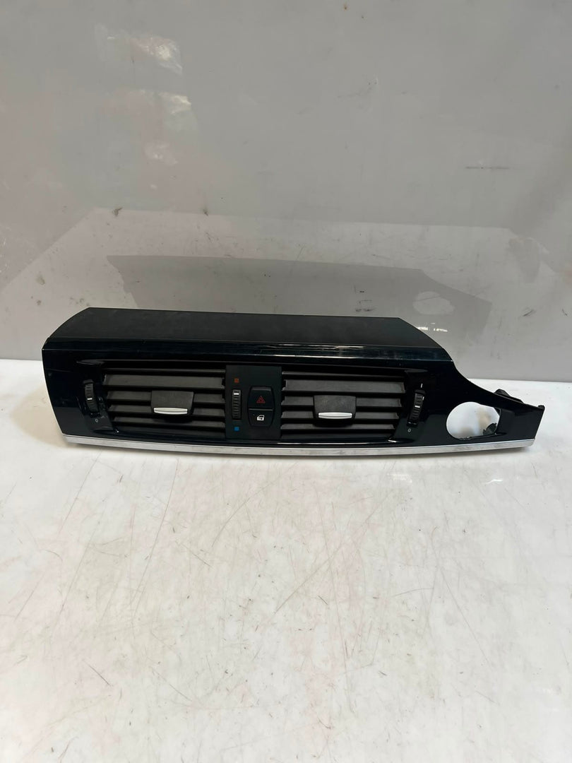 2010-2017 BMW X3 F25 CENTER Dashboard Air Vent GRILLE UNIT 9184742 OEM