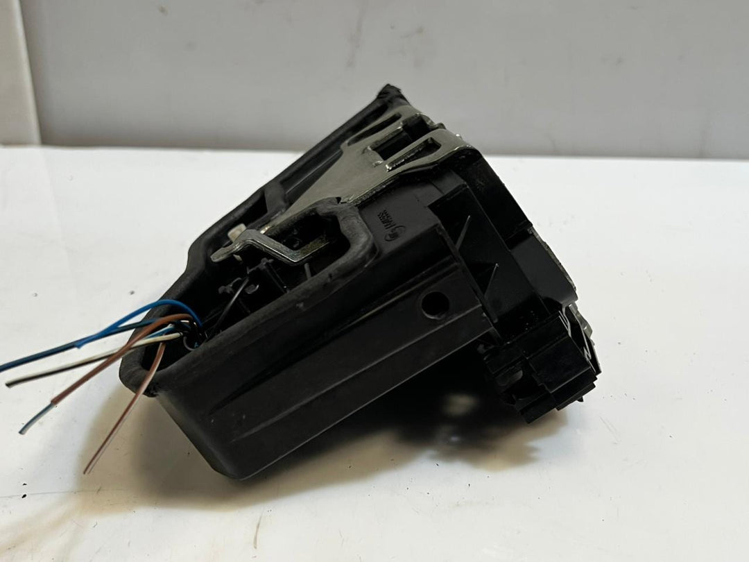 BMW E92 E60 E61 E65 E81 E87 E90 F20 Door Lock Actuator Front Right 7202144 OEM