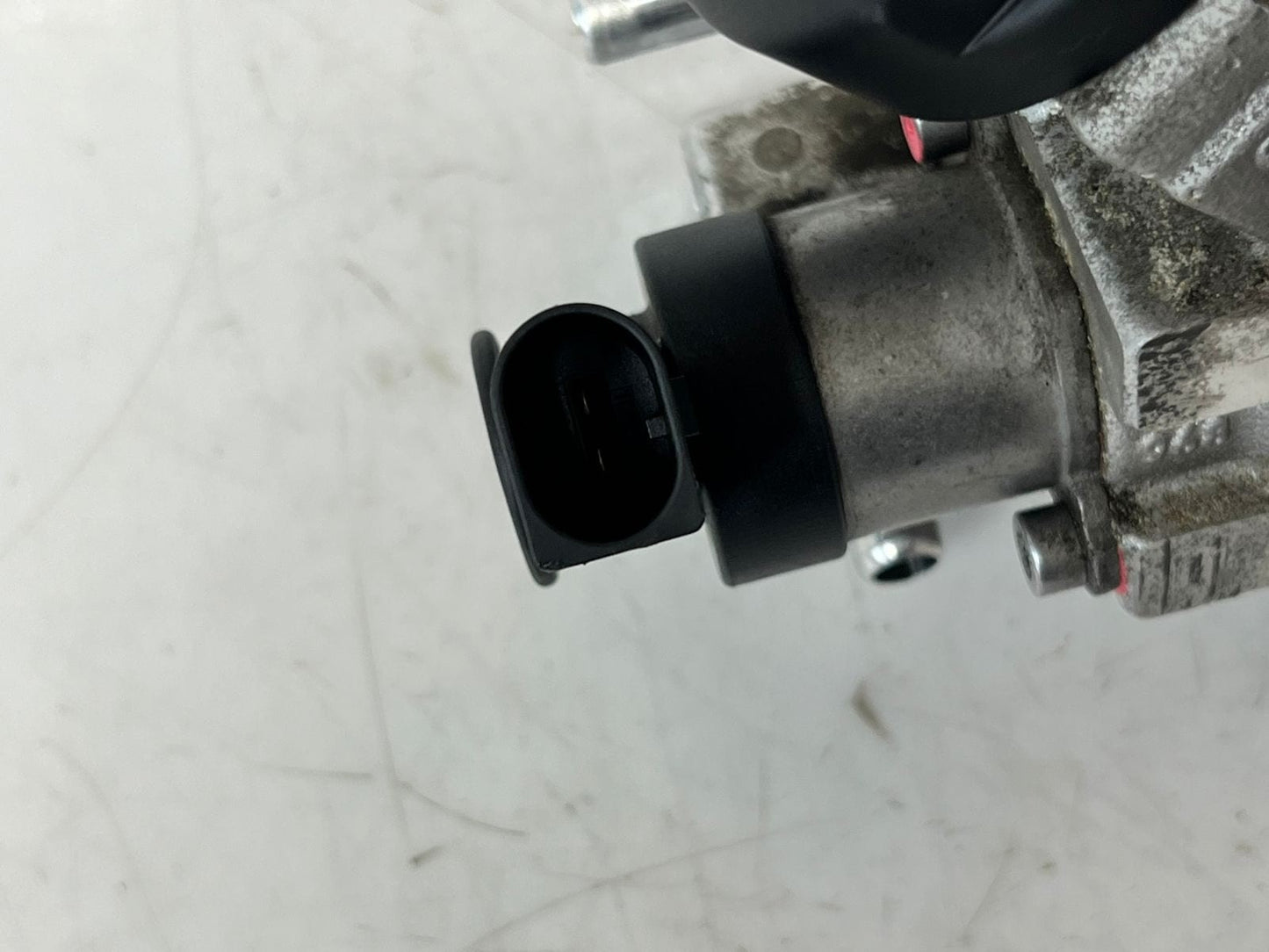 BMW 1' 2' 3' 4' 5' X1 X3 X4 MINI High Pressure Fuel Pump 8511626 0445010588