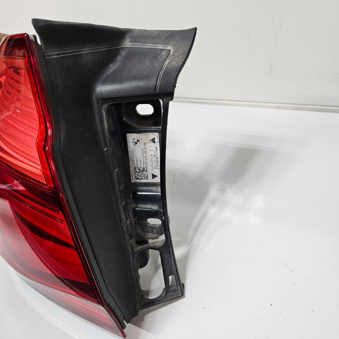 7372209-2015-2019 BMW 3 Series F30 F31 F35 Rear Left Taillight Side Panel OEM