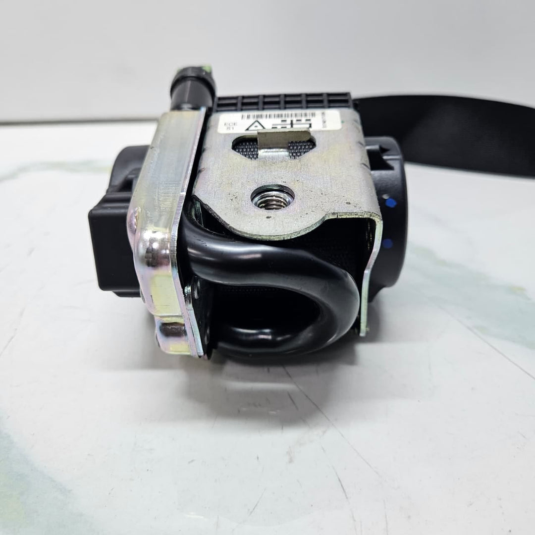 2019 BMW X1 F48 X2 F39 Front Left Seat Belt 7401713