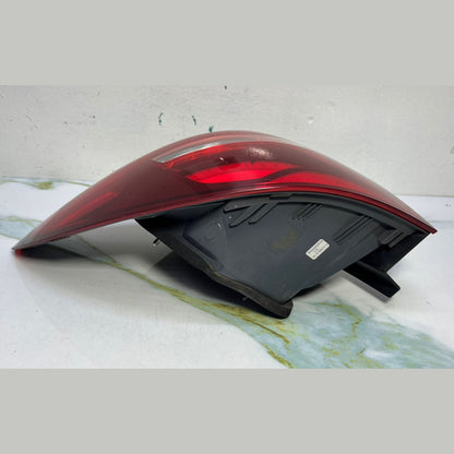 Mercedes W246 B-Class B200 Rear Left Side LED Tail Light Brake Stop Lamp OEM