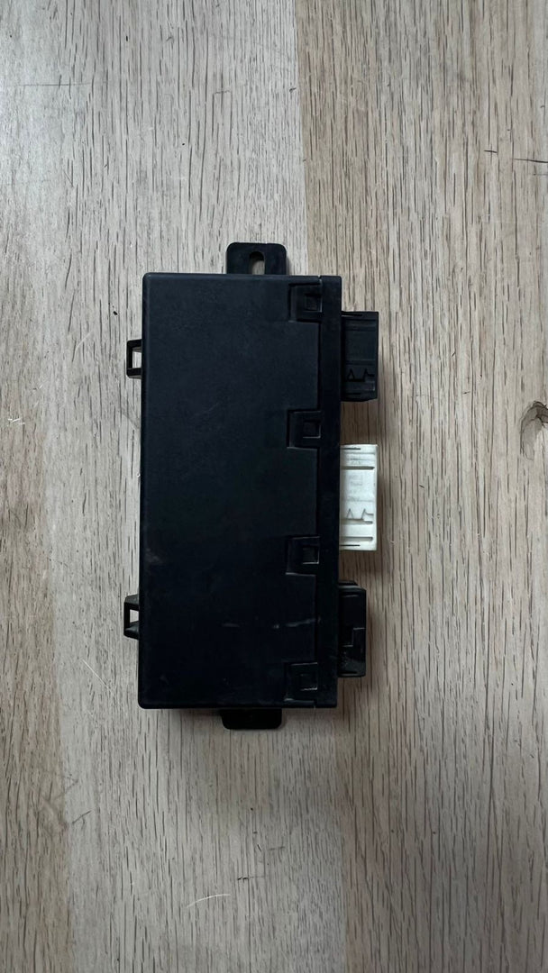 BMW Door Control Module 8377596 E39 and E60 E61 5 Series 520D