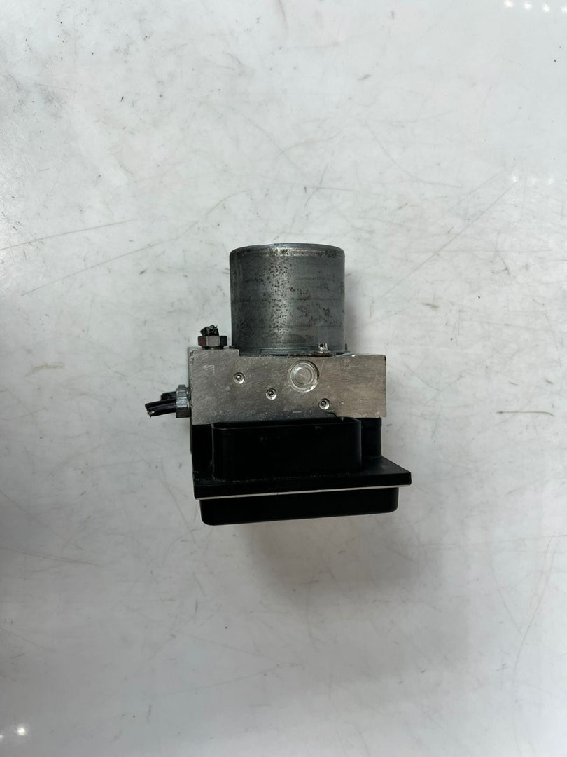 2006-2010 BMW X3 E83 Abs Pump Control Module 3439781 OEM