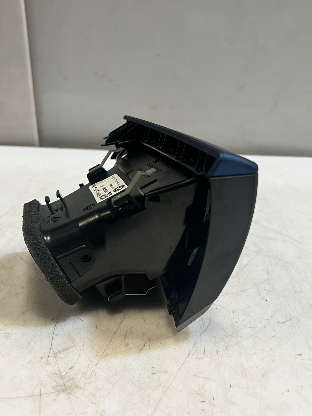 BMW F20 F21 F22 F23 F87 M2 Dashboard Air Vent Right SIDE 9205356 OEM