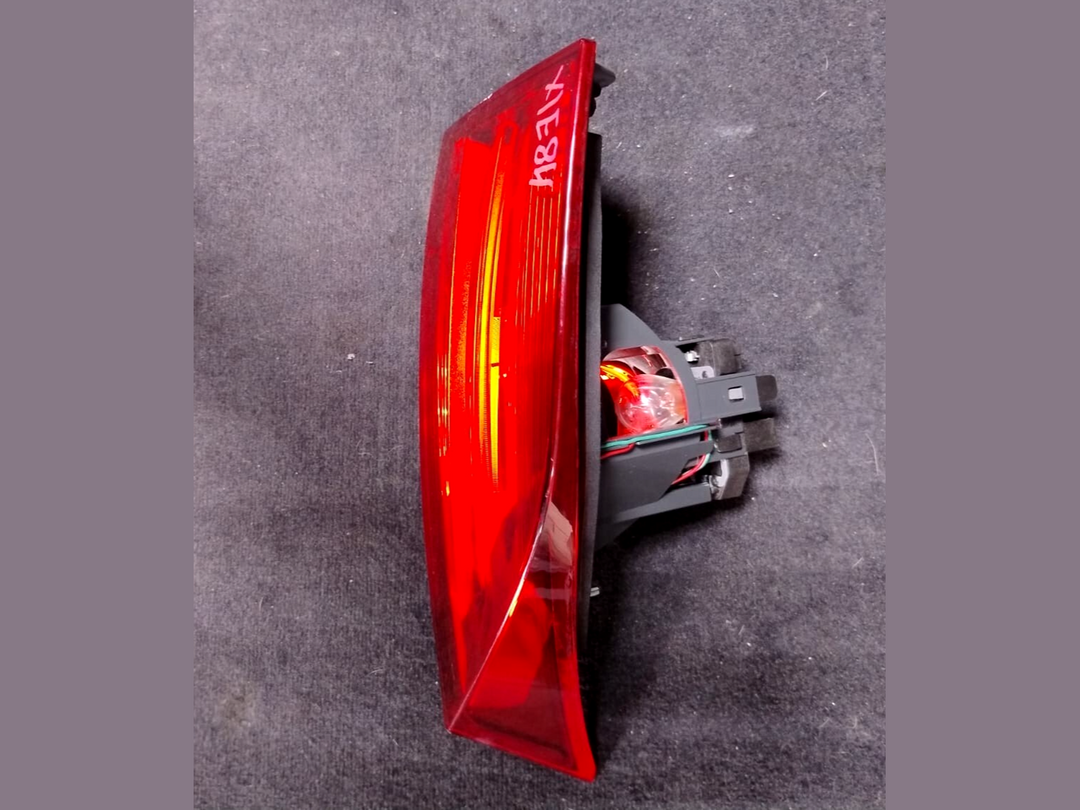 2990113 FOR BMW X1 E84 INNER LEFT TAIL LIGHT / 03427500 LH