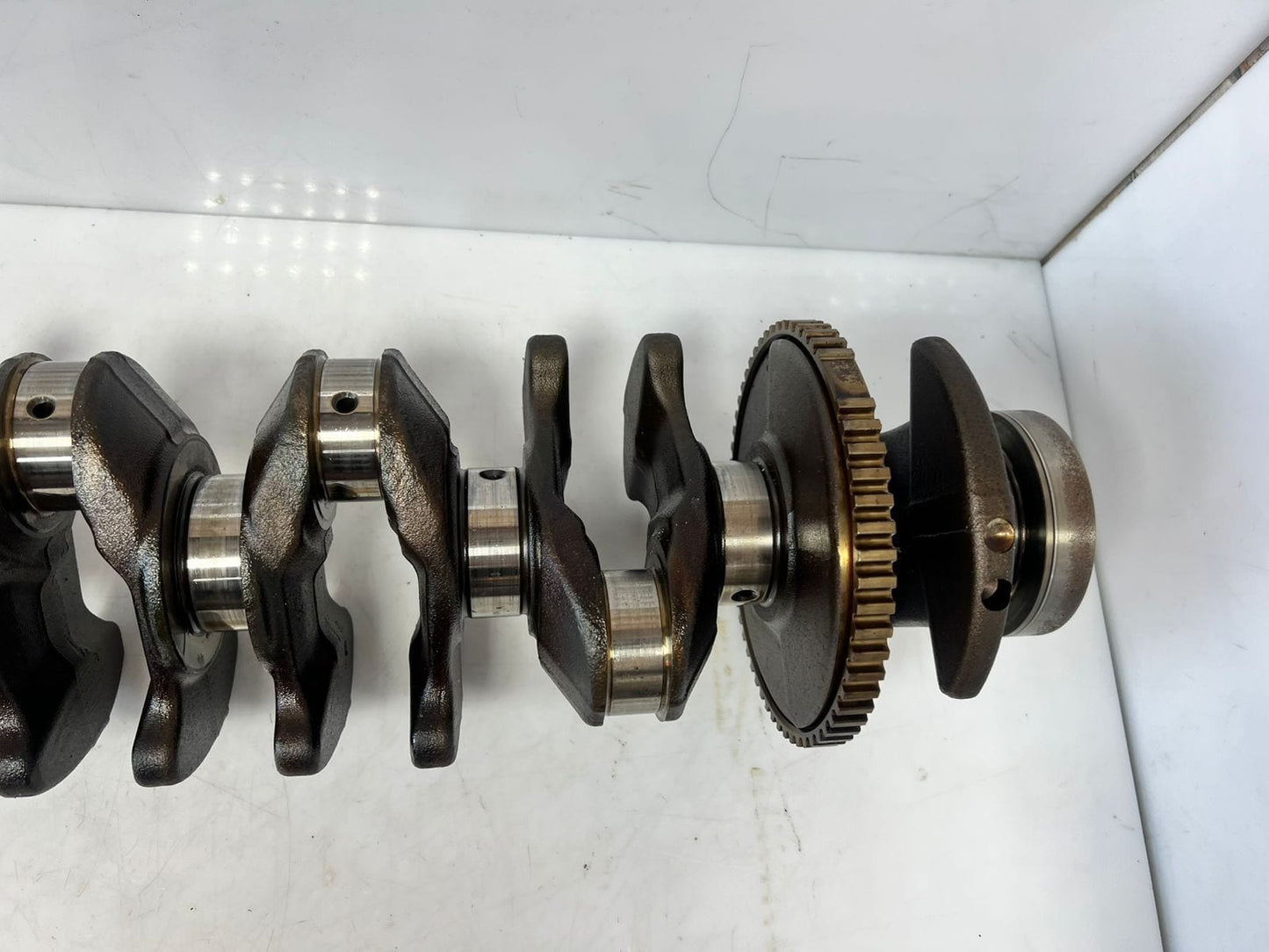 2008-2013 BMW 135i 335I E82, E88, E90, E92, E93 Engine Crankshaft 7527881 OEM