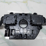 Bild in die Galerieansicht laden, 2014-2021 BMW X1 F45 F46 F48 F39 F15 Steering Column Stalk Assembly 9305954