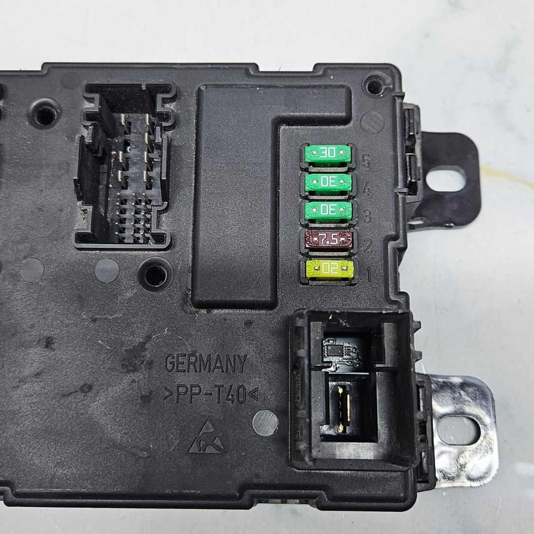 2012-2016 BMW F30, F31, F32 328i Rear Body Control Module 6819332 OEM