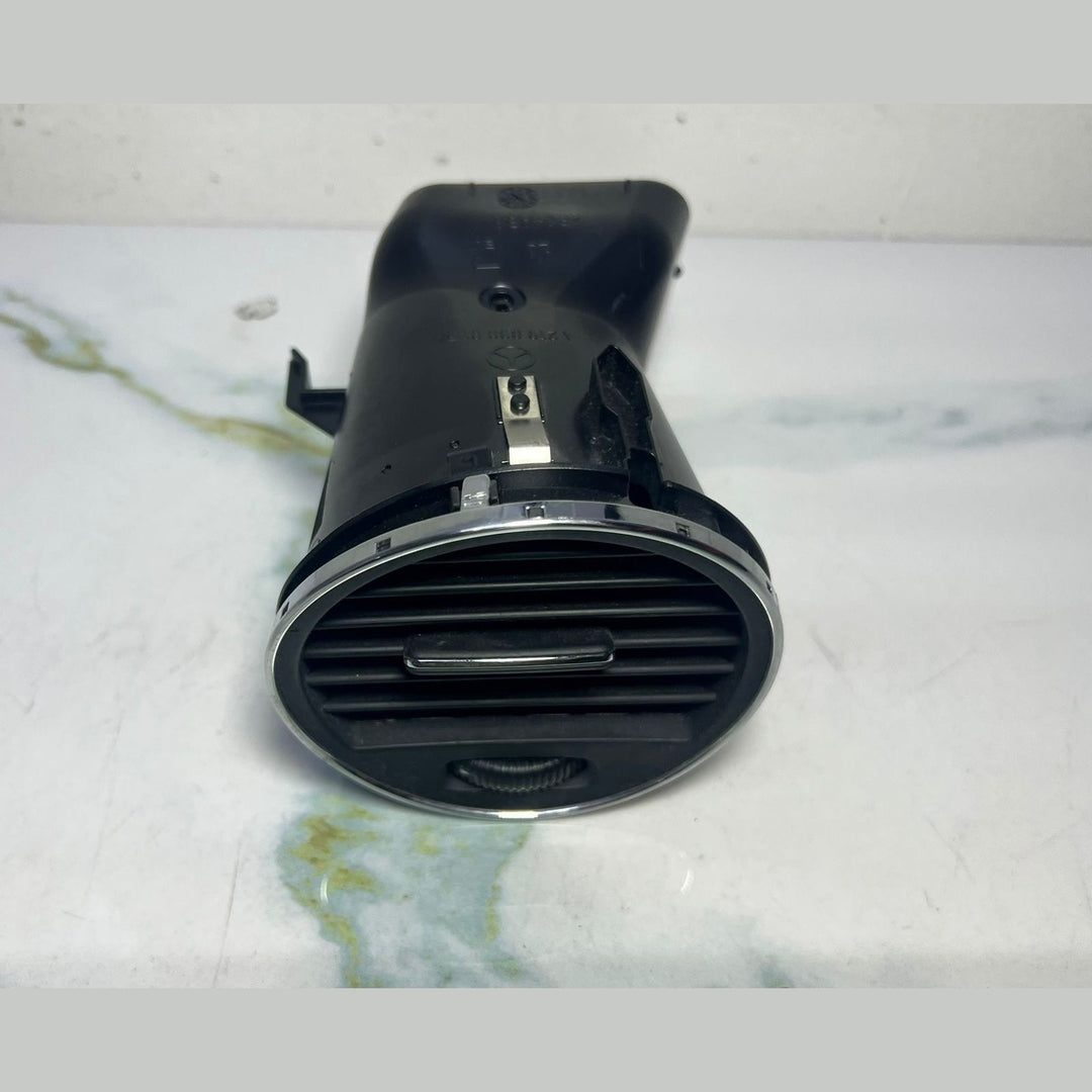 2007-2011 Mercedes-Benz CLS550 Dashboard Air Vent A2198300154 CLS-Class W219
