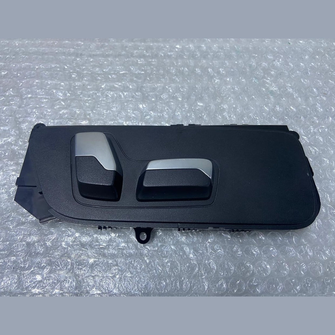BMW G26 / G20 / G01 / G02 Front Right Seat Adjustment Control Switch 9390106