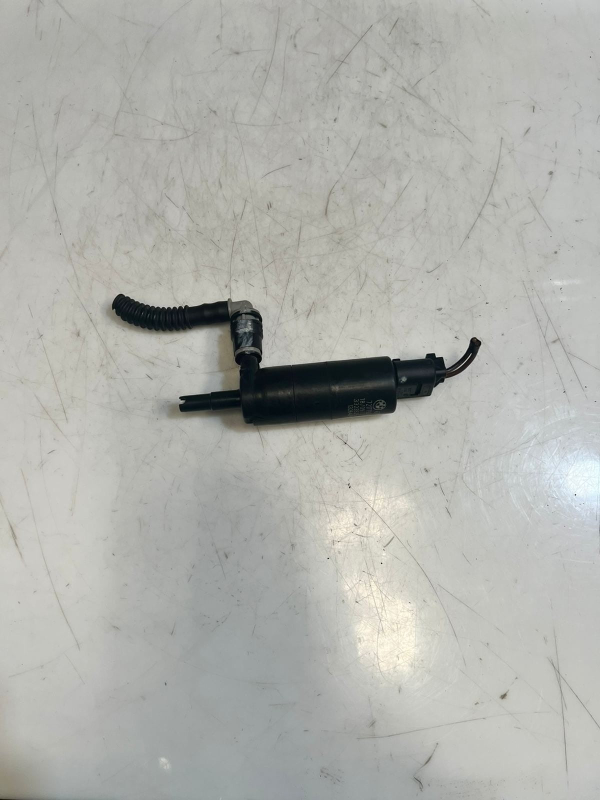 BMW F20 F30 F35 F10 F07 F01 F02 F25 E70 E71 E89 Headlight Washer Pump 7217792