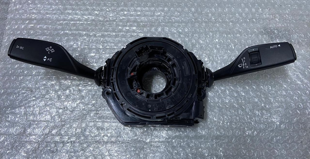 OEM BMW X3 F25 Switch Centre Steering Column Switch Wiper stalk 9305954