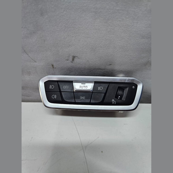 BMW X5 G7 Headlight Switch Control Unit 5A32842 OEM