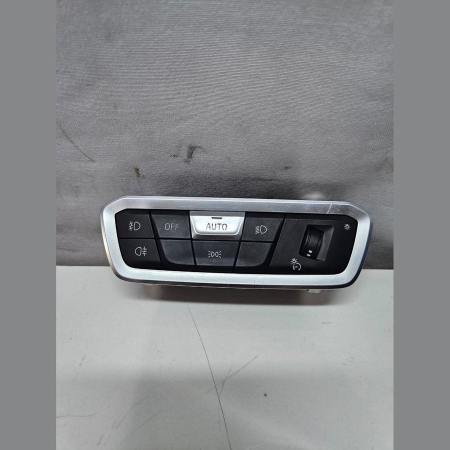 BMW X5 G7 Headlight Switch Control Unit 5A32842 OEM