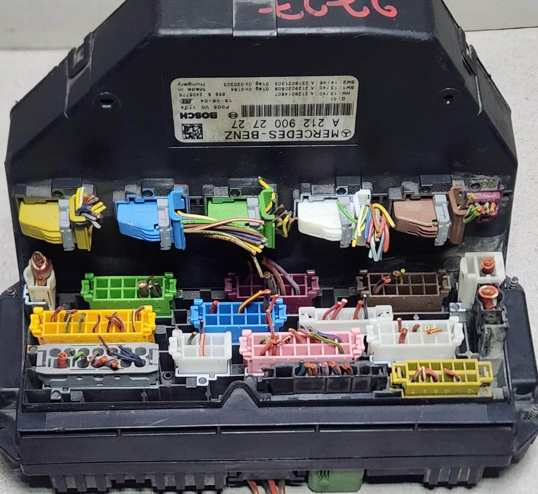 Mercedes Fuse And Relay Module A2129002727 CLS C218 X218
