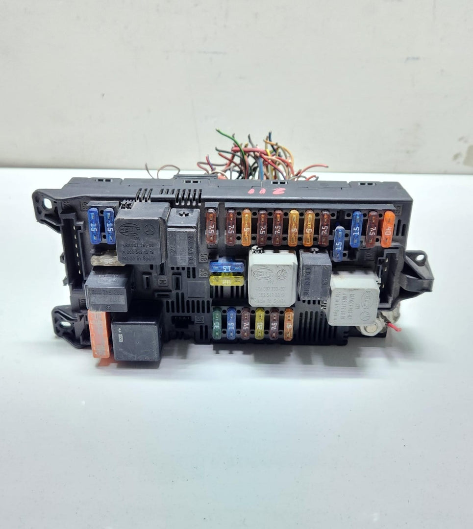 2002-2009 Mercedes-Benz E320 Front SAM Control Module 2115453901 E-Class W211 