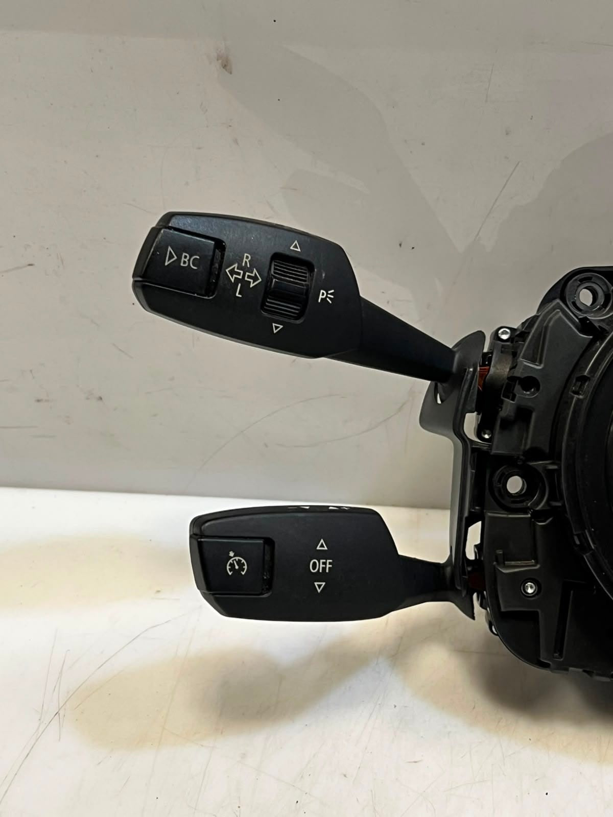 2006 BMW 325xi 3 Series E91 E84 LCI Switch Cluster Steering Column 9123051