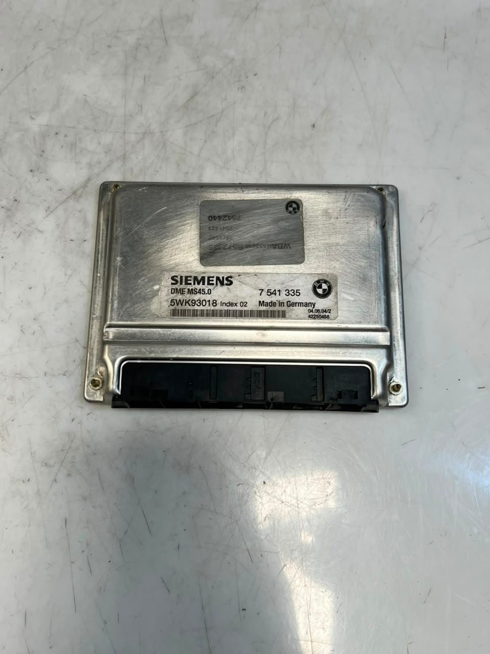 BMW X3 E83 5 Series E60 525i M54 Engine Control Module ECU ONLY 7541335 
