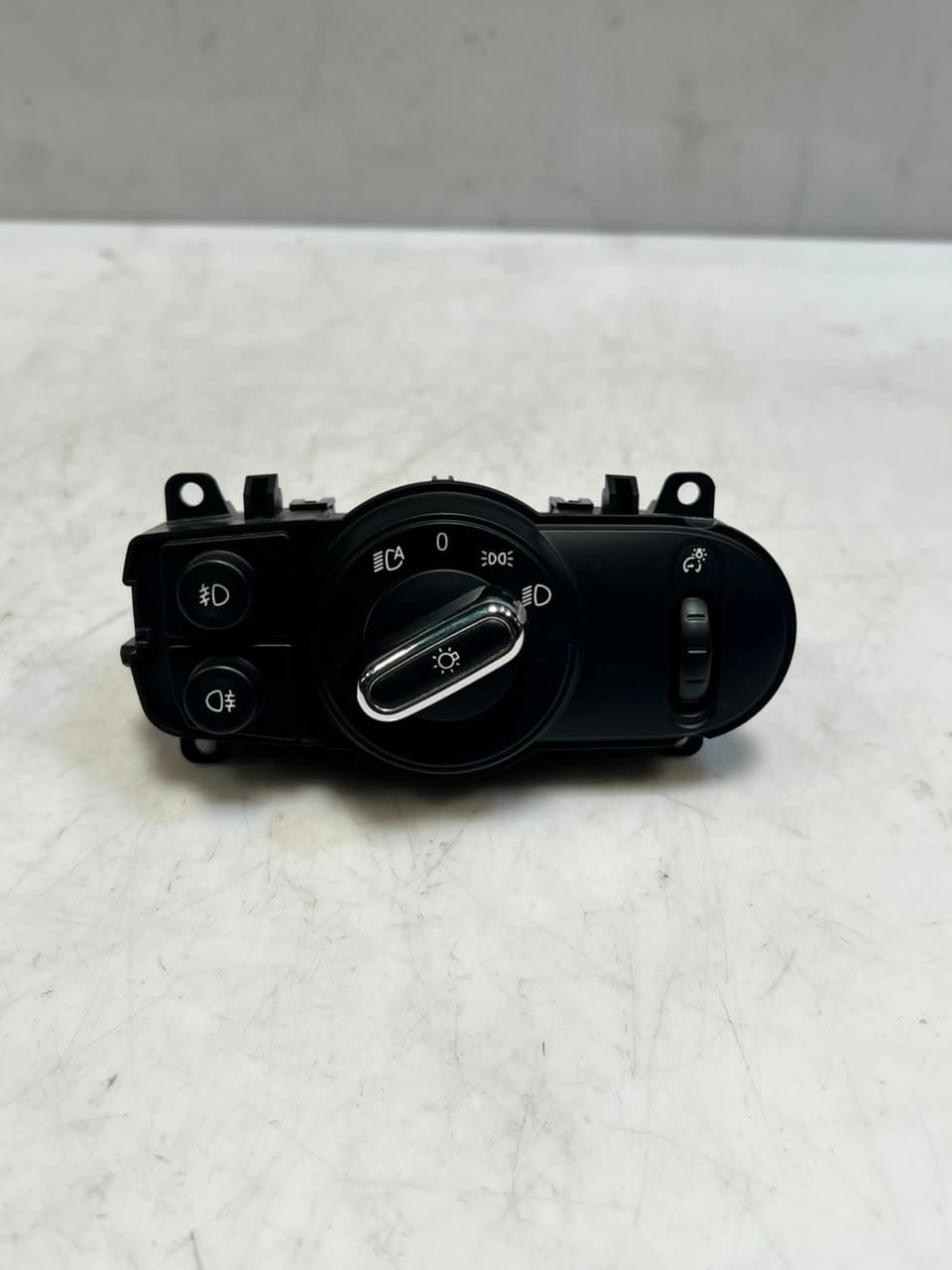 2015-2017 Mini Cooper F55 B38 F56 F57 Control Element Light Switch 5DOOR 9390255