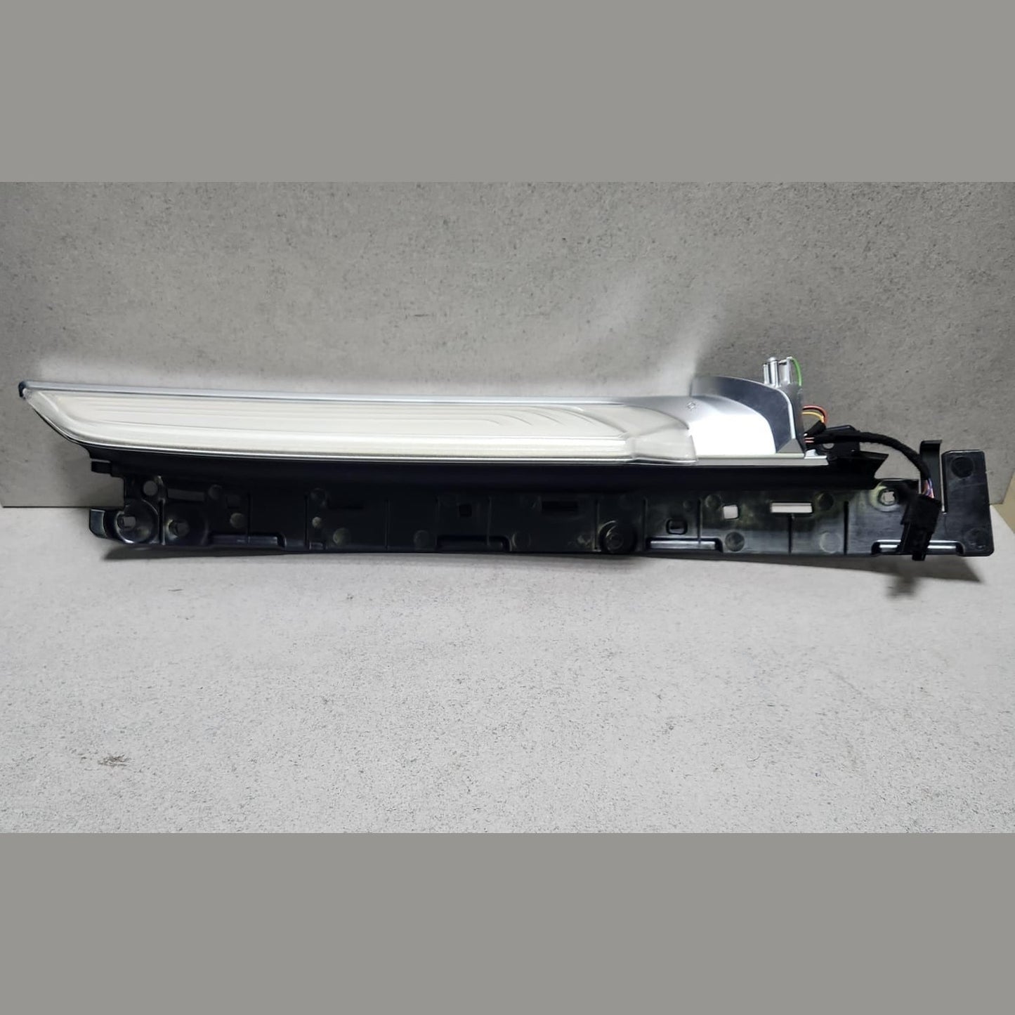 2016-2019 BMW 750i Rear Door Window Sunshade 7440850 7 Series G1