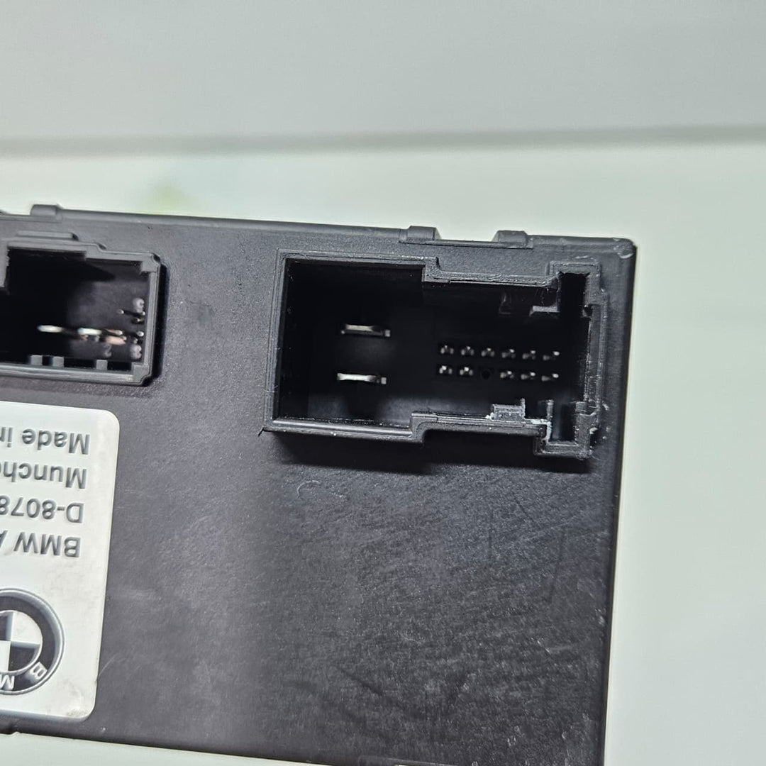 2022 BMW  iX I20 G61 Tailgate Control Unit 5A53D07