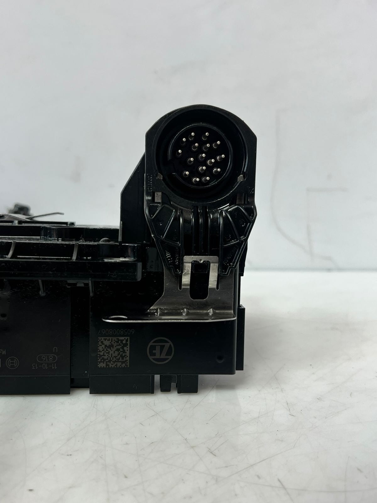 2007-2018 BMW X1 ZF 8HP45 N20B20A Transmission Mechatronic Valve Body 0260550051