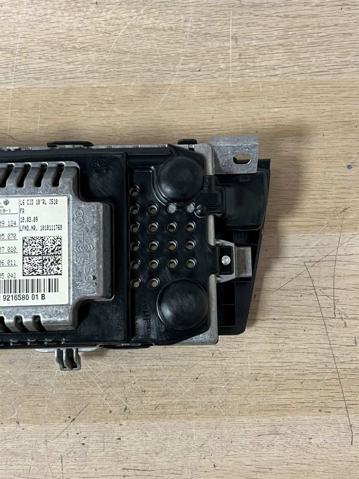 BMW Central Information Display Screen 9216580 7 Series F01 F02 F03 F04. CIC