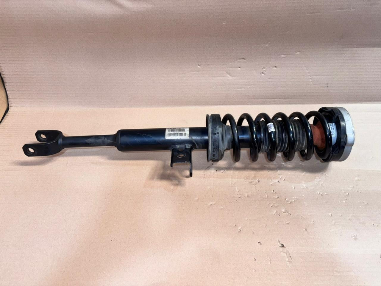 BMW Front Shock Absorber Strut 6784017 5 Series F10 F11 Front Left