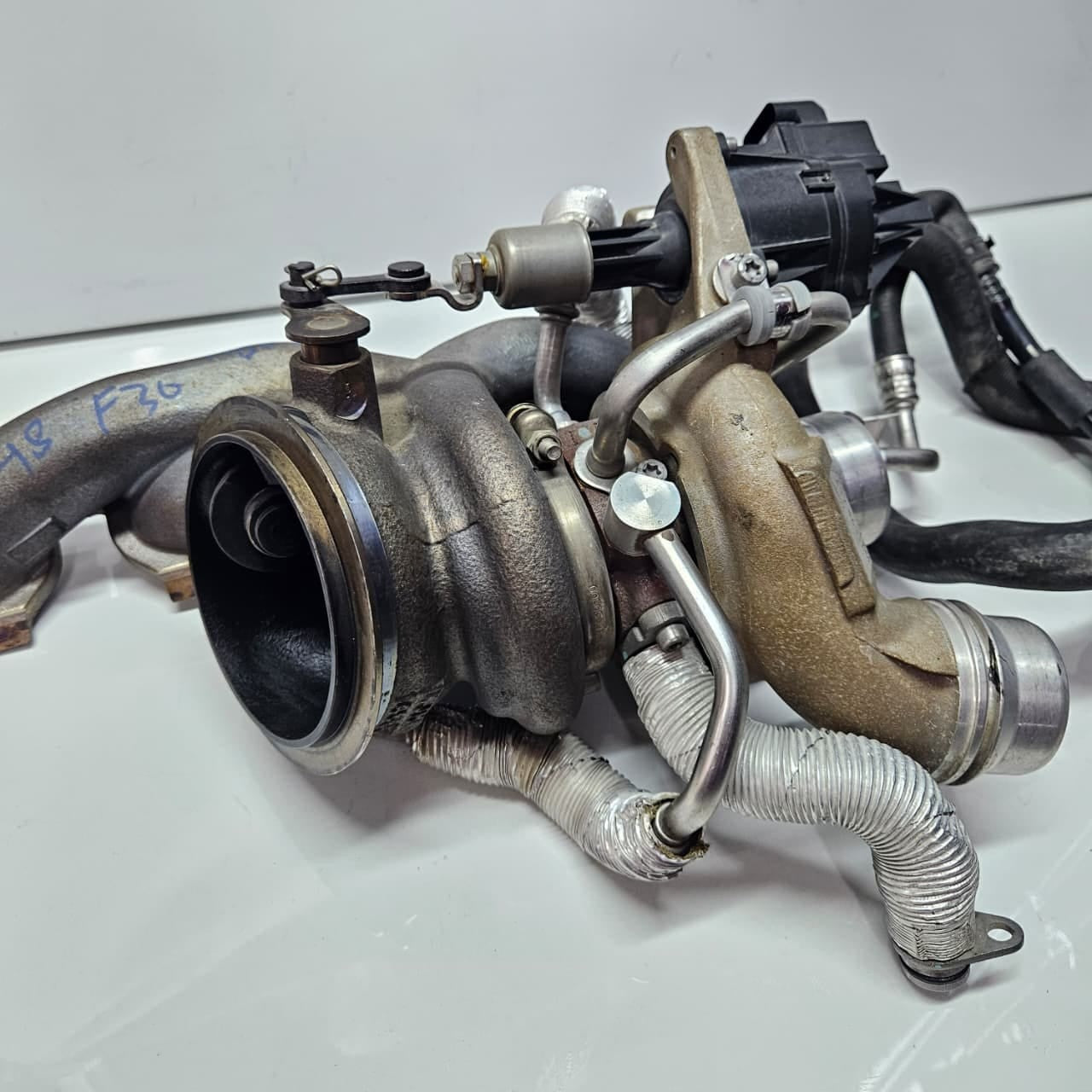 7637563-2017-2021 BMW X1 X3 F30 230i B48 Engine Turbocharger Hybrid OEM