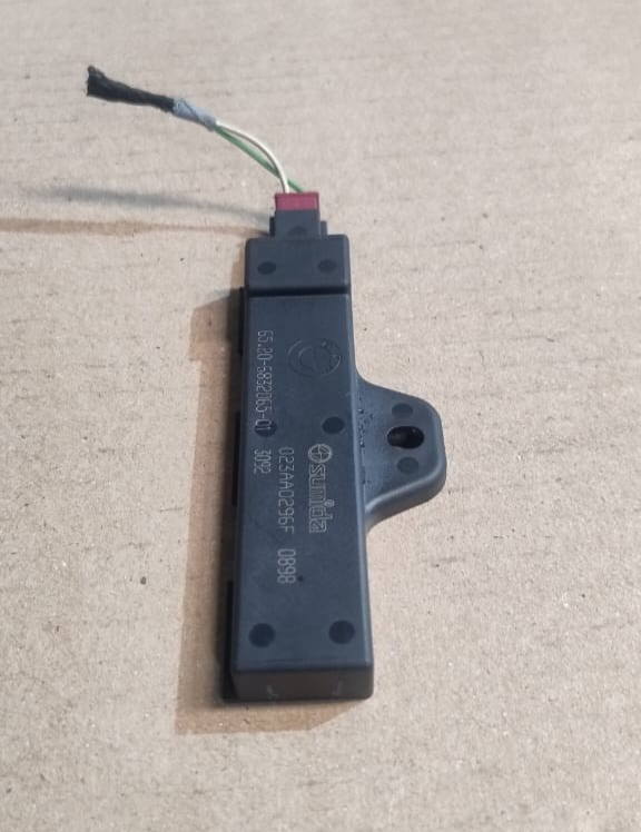 BMW F40 G20 G21 G11 G12 G15 G16 KEYLESS ENTRY COMFORT ACCESS ANTENNA- 6832065