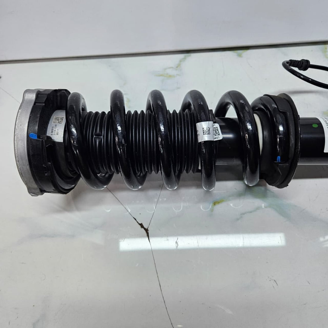 2023 BMW X5 G05 LCI X6 G06 Front Left Shock Absorber 5A45211