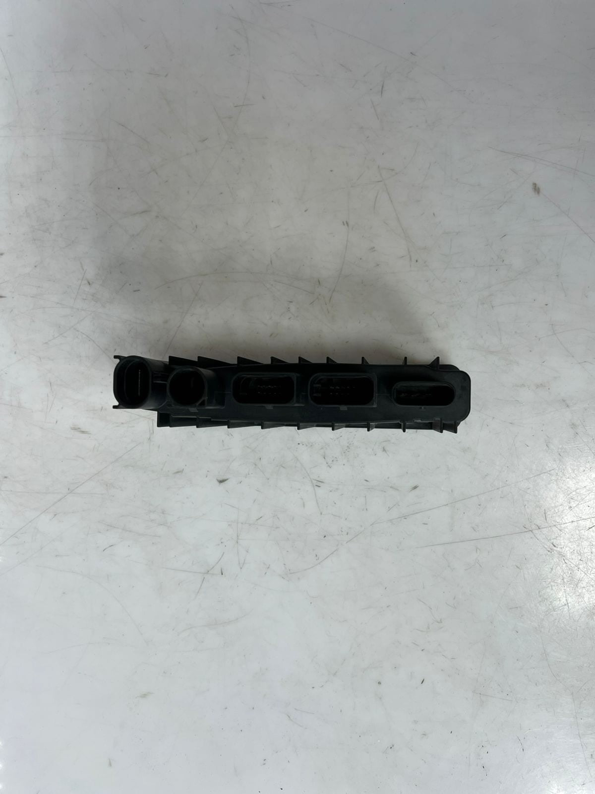 BMW X2 2 Series F39 F46 Power Distribution Unit 8581253 OEM