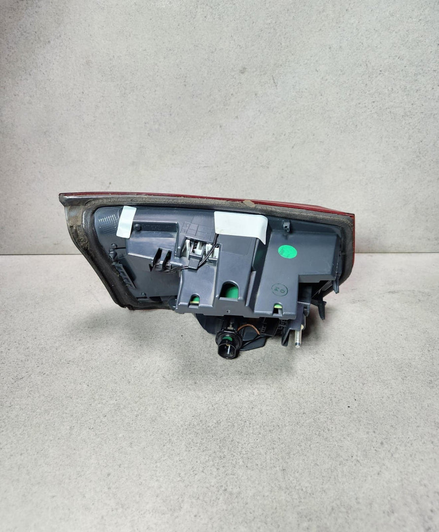 BMW Rear Tail Light Right H8736912006 3 Series F30 F31 F35