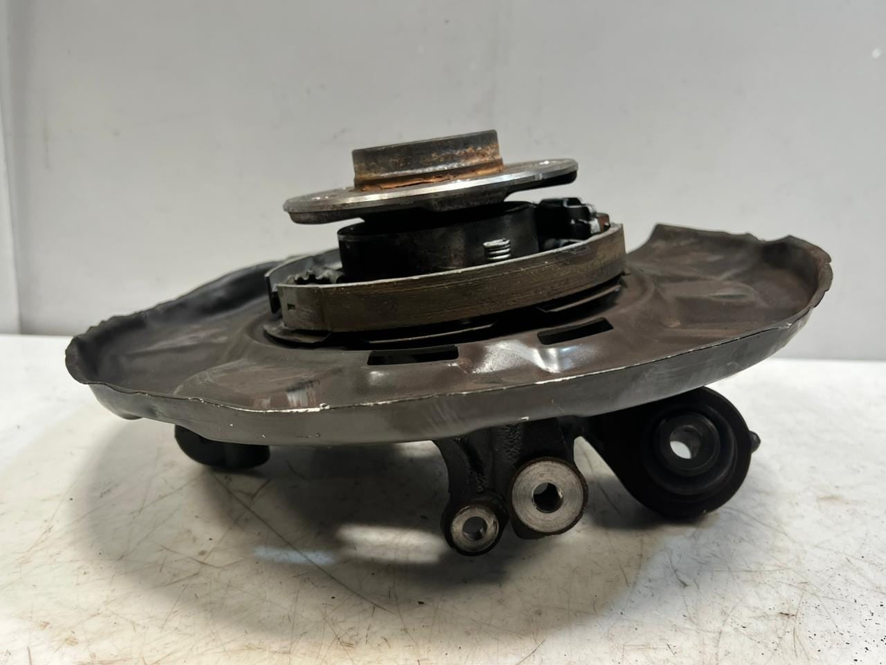 BMW 3 Series F30, F31, F35 Rear Wheel Hub Rear 6867262 OEM