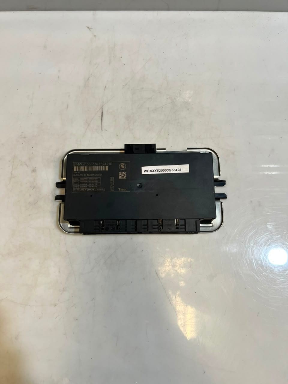 2017 BMW X3 F25 FRM3 TEMIC Footwell Light Control Module 6823594 OEM