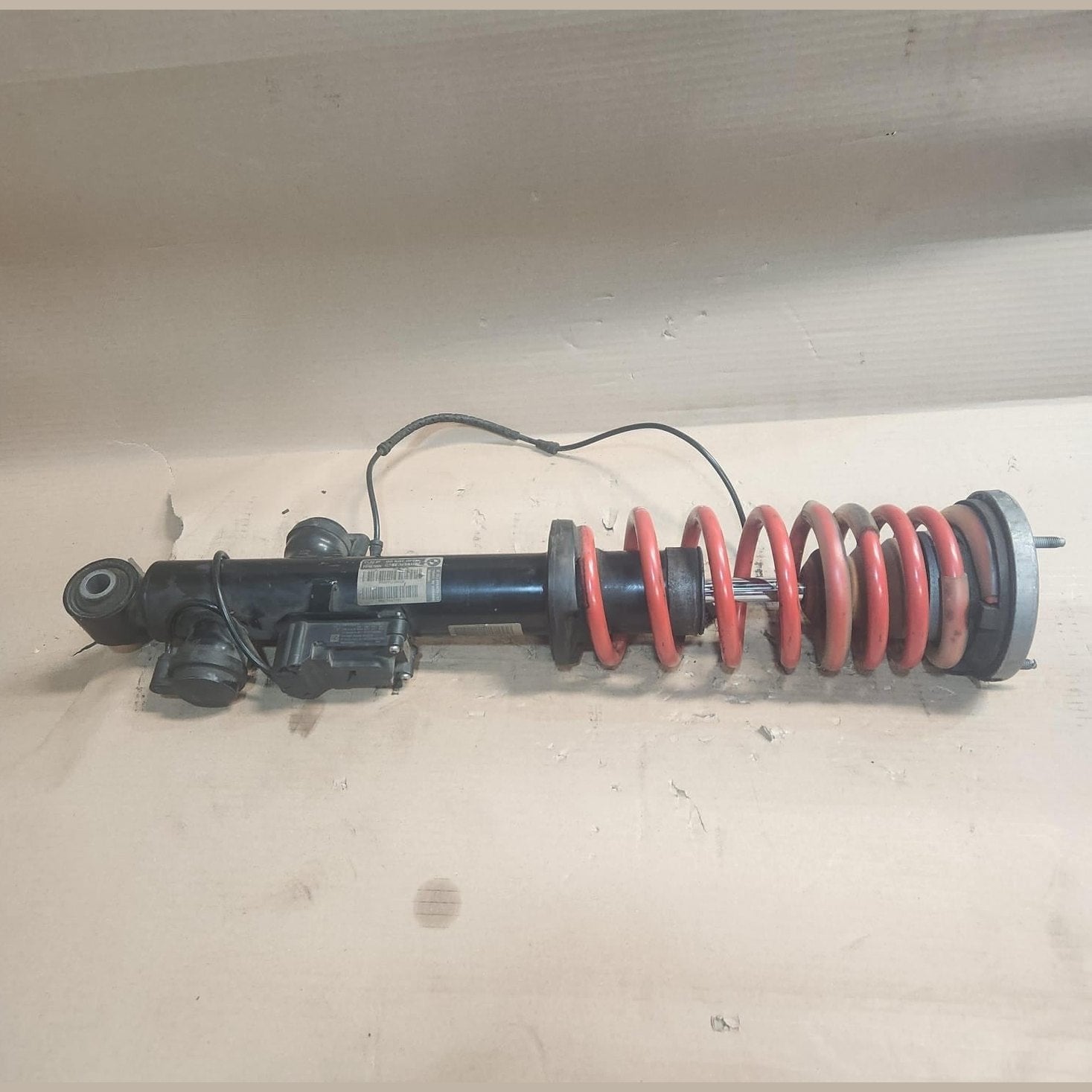 2010-2012 BMW 750i Rear Shock Absorber 6791674 7 Series F01 F02