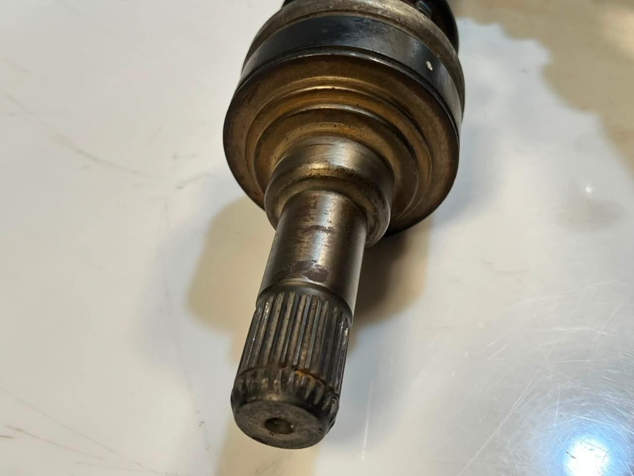 2011-2016 BMW 5 SERIES F10 F11 535i xDrive Rear Right CV Axle Shaft 7581030